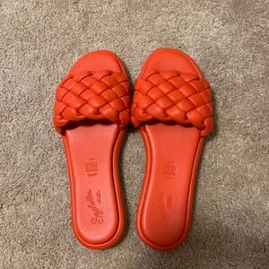 Seychelles sandal never worn